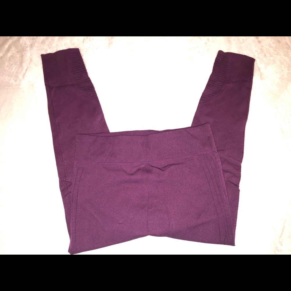 Fabletics High Rise Seamless Leggings - Picture 3 of 7